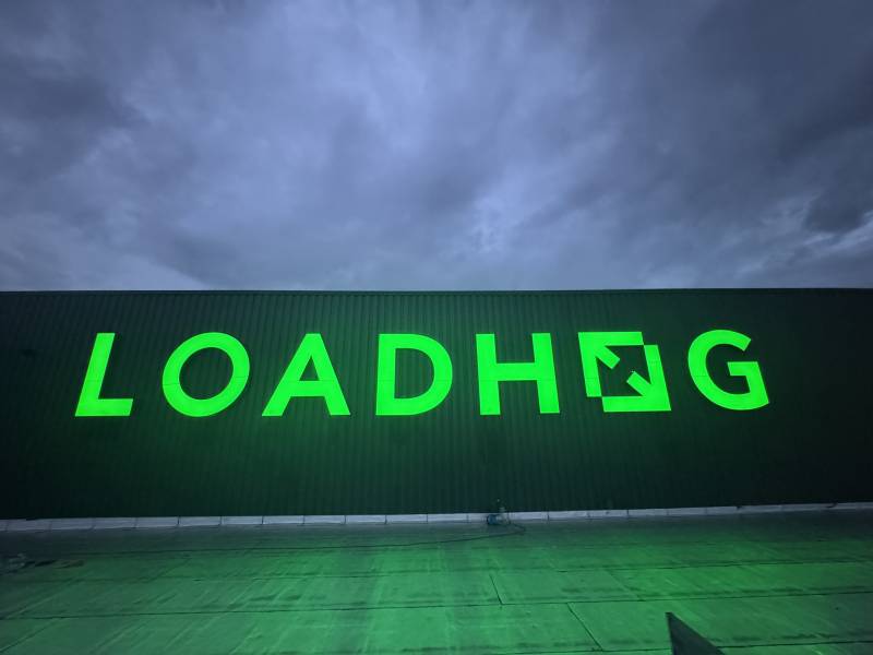 installation grande enseigne lumineuse