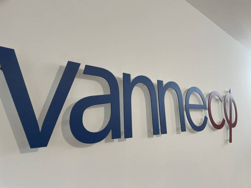 enseigne dibond decoupé