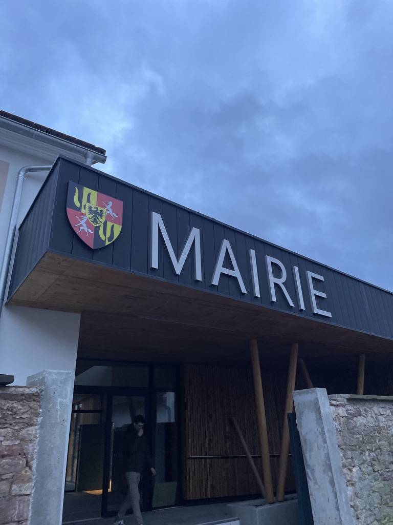 enseigne inox brossé