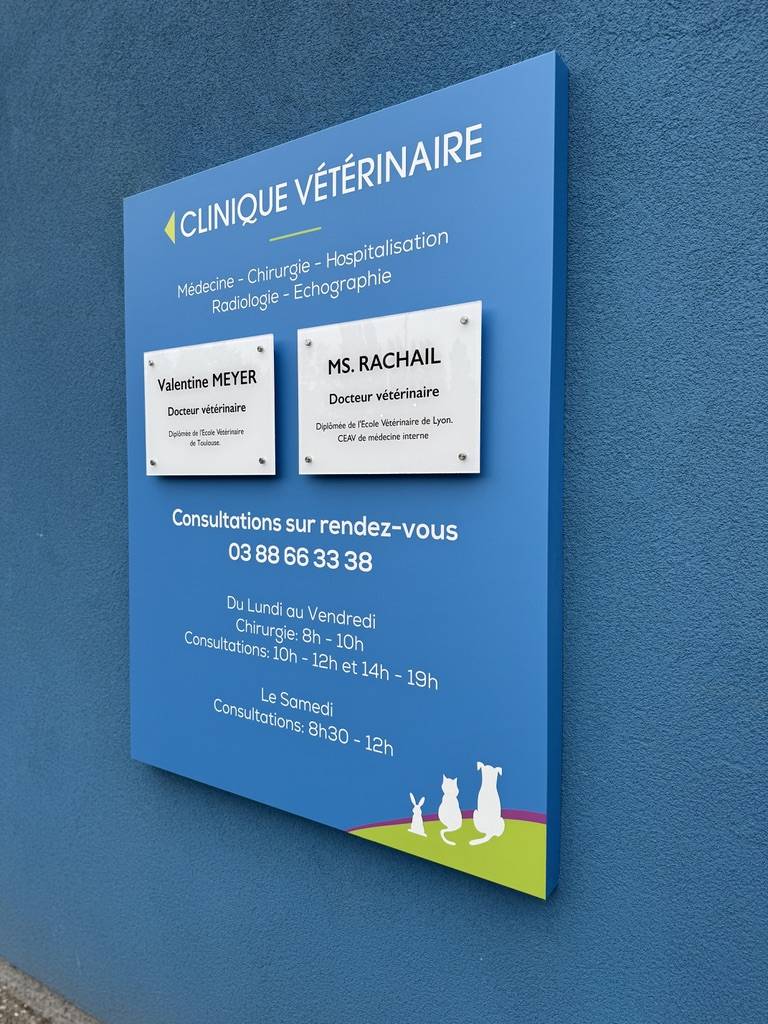 plaque signalétique façade