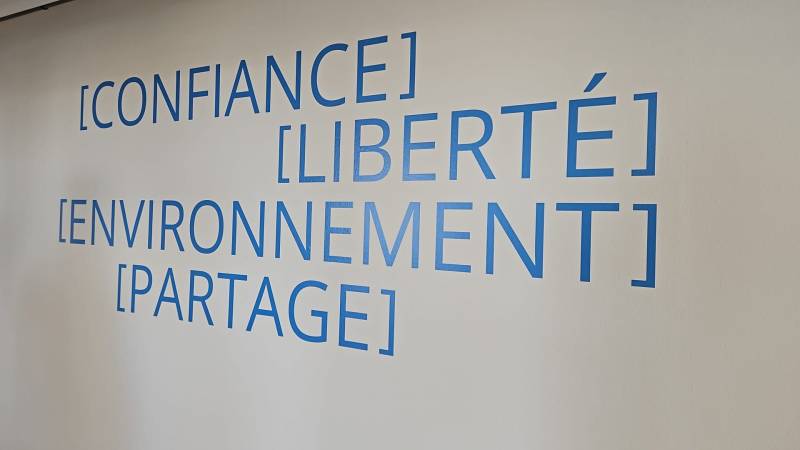 lettrage vinyle découpé